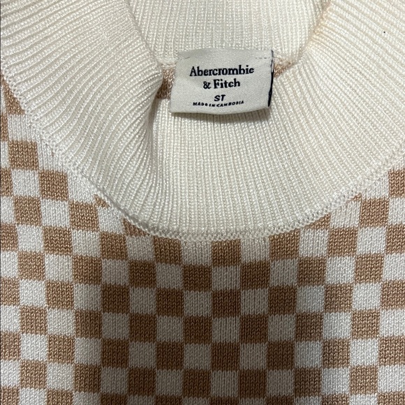 Checkered Long Sleeve Dress - Picture 2 of 2